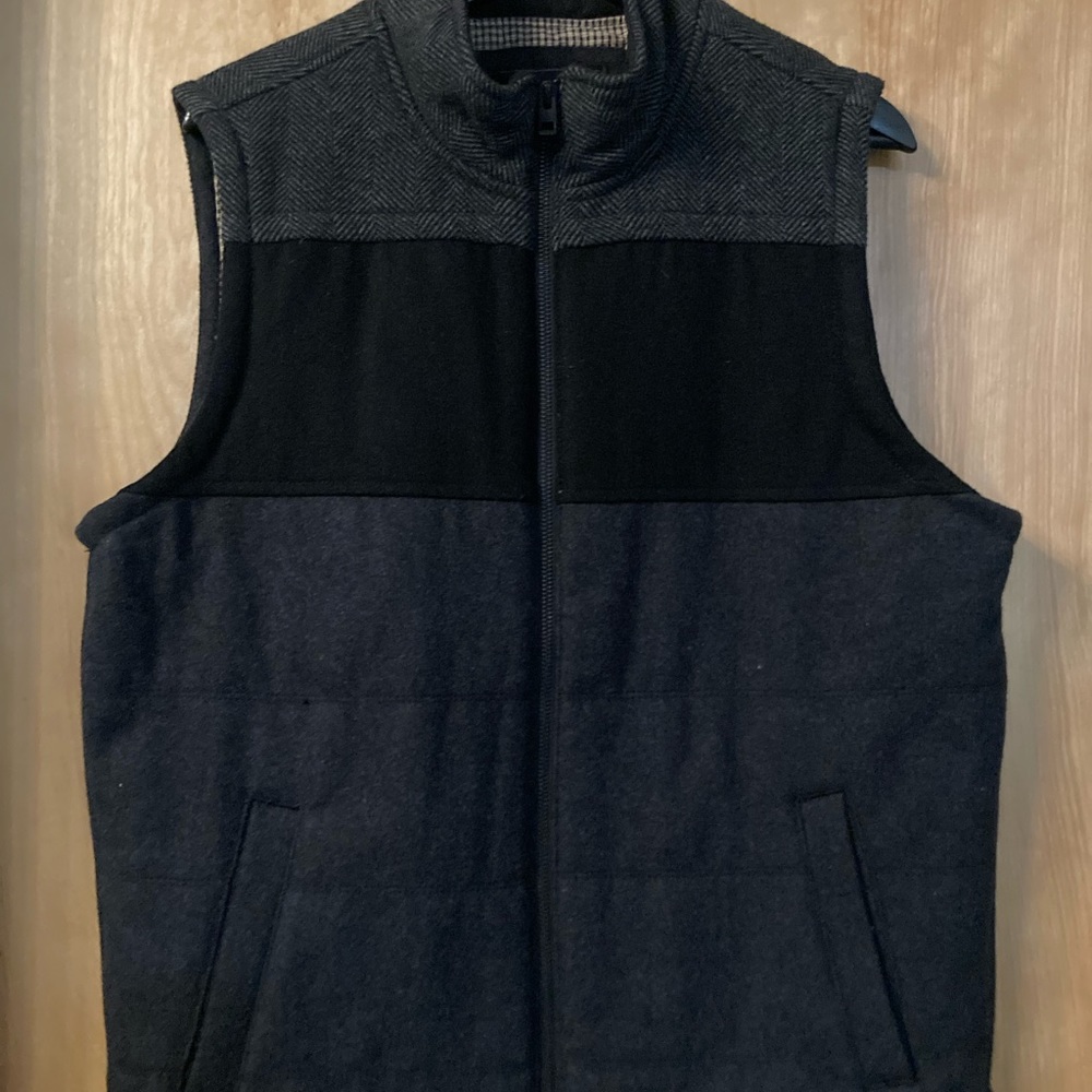 PRANA vest